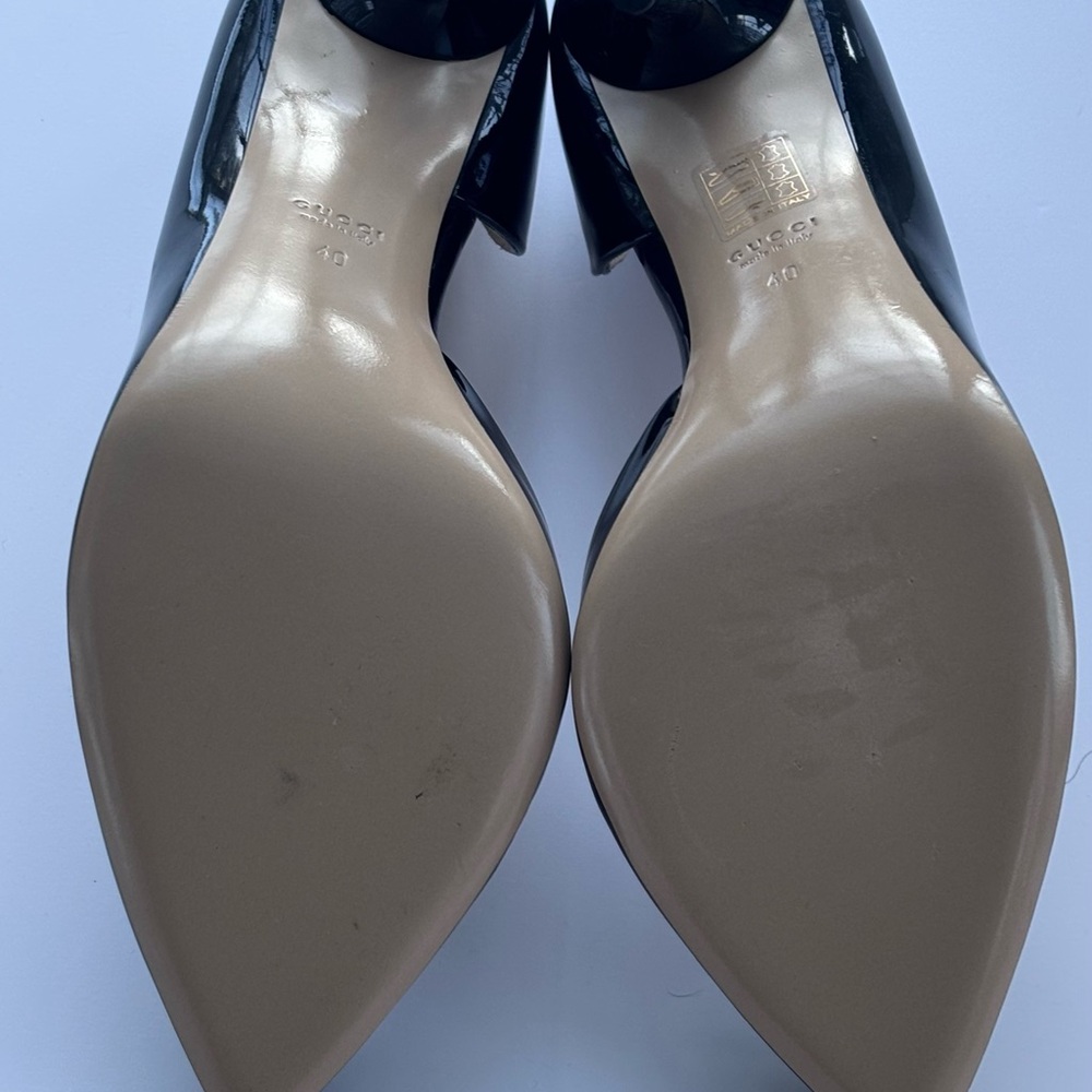Gucci Black Patent Leather Heels - Picture 4 of 10